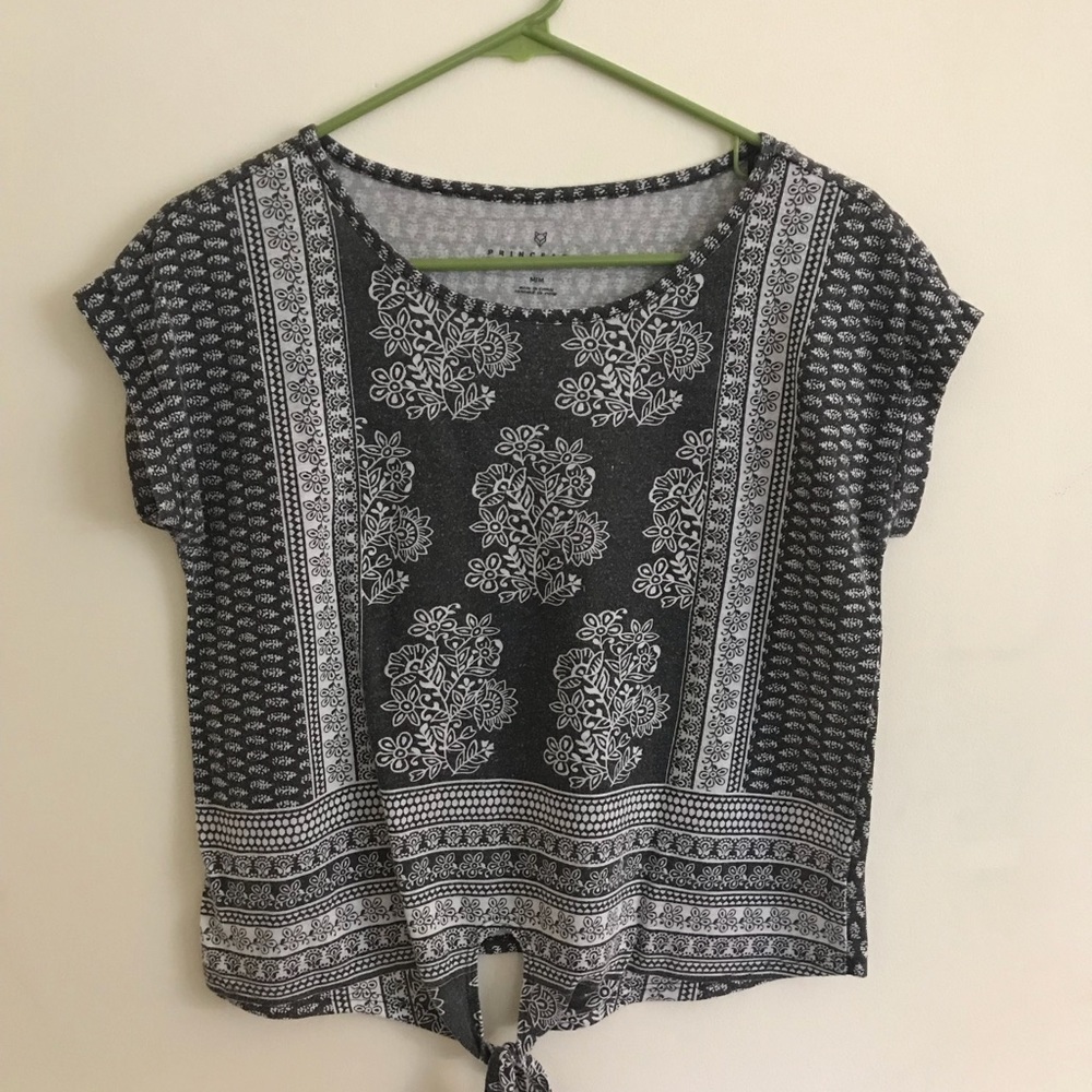 Grey and white patterned shirt